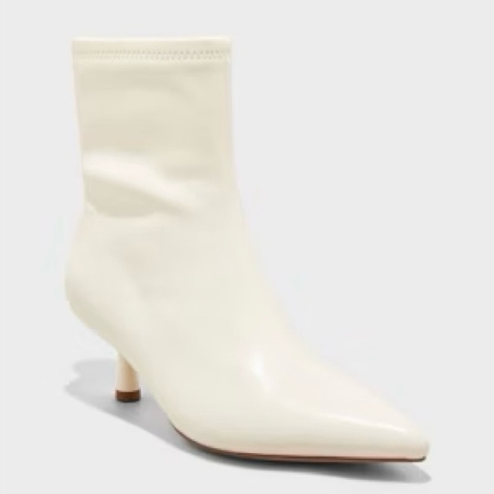 Women's Pointed Toe Kitten Heel Boot 7.5